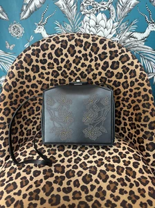Alexander McQueen Calfskin Studded Box Shoulder Bag Black - Picture 1 of 13