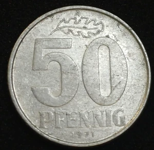 DDR 50 Pfennig 1971 A mit Wappen und Riffelrand Aluminium Münze Berlin - Bild 1 von 2