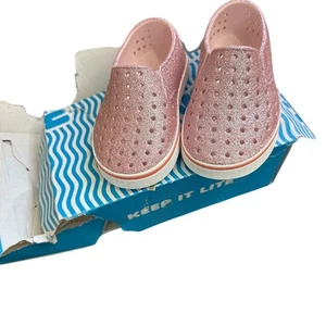 NATIVE Miles Bling Kids Shoes Milk Pink Sparkle Color sz C8= 3 or 4 year old NEW - Picture 1 of 13