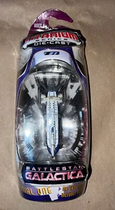 Battlestar Galactica Titanium Colonial 1 (2006) Micro Machines Hasbro Galoob - Picture 1 of 14