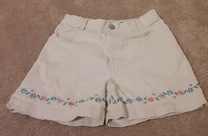 Girls' Size 5 SONOMA Khaki Shorts with Embroidered Flowers - Picture 1 of 3