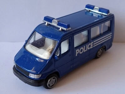 ¿Escala 1:50? / Minibús de emergencia Sprinter - Policía - Azul - Modelo de vehículo sin caja Foto 1 de 4