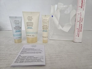 Neu 3 Stk. Mary Kay Satin Hände Verwöhnen Geschenkset mit Geschenktüte KOSTENLOSER VERSAND - Bild 1 von 8