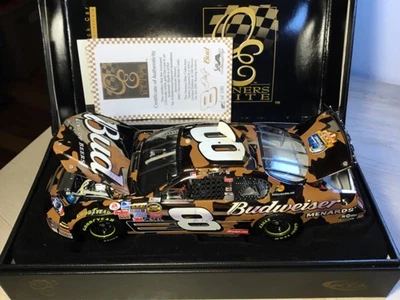 Raro 1:24 Dale Earnhardt Jr #8 BUD CAMO EE. UU. HEROES 2007 ELITE ORO BLANCO NASCAR Foto 1 de 4