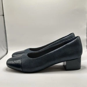 Zapatos de salón Clarks Chartli Diva azul marino talla 6,5 modelo Ultimate Comfort Store - Imagen 1 de 23