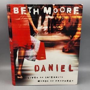 Beth Moore DVD Bible Study Kit on Daniel 6 DVDs Workbook Leader Guide God Jesus - Picture 1 of 13
