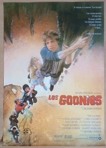 The Goonies ORIGINAL Spanish Re-Release POSTER top cast stalactite iconic art - Picture 1 of 1