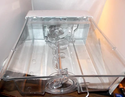 WR17X11462 GE Ice bucket / auger - Image 1 of 4