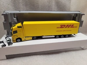 Volvo FH Gl. 2020  DHL Excellence. Simply Delivered Bahntrailer Huckepack - Bild 1 von 6