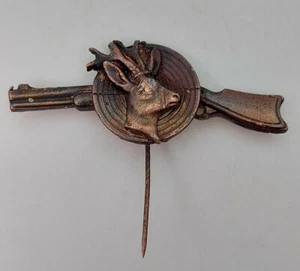 HUNTING - Shooting Jager Archery, Deer, Croatian vintage pin, badge ! - Picture 1 of 2