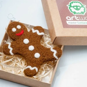 Felt Gingerbread Man Ornament – Wool Xmas Decor – Handmade Holiday Gift - Picture 1 of 5