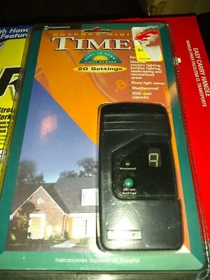 Intermatic Digital Outdoor Photo Dusk to Dawn Light Sensor Timer Model # HB61RC - Image 1 of 2
