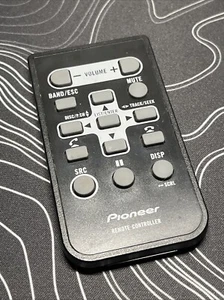 Mando a distancia infrarrojo Pioneer modelo QXE1047 para receptor de coche DEH-140UB DEH15MP - Imagen 1 de 2