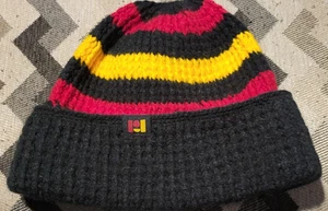 De colección - Pearl Jam - Gorro Yield Tour - Rojo Amarillo Negro Tejido 1998 *NUEVO* - Imagen 1 de 1