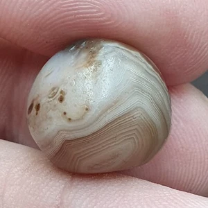 Vintage echtes tibetisches graues Achat Perlen Amulett, natürliche Muster - Bild 1 von 9