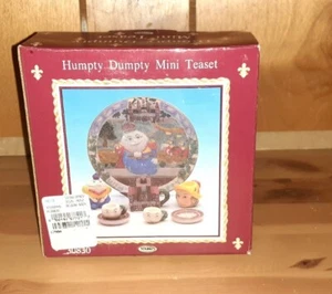 Vintage Humpty Dumpty Mini Tea Set 30830 By Young 1997 - Picture 1 of 2