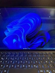 Dell XPS 15 (9530) i7-13700H • OLED 3.5K Touch • 32GB RAM • 2TB SSD • RTX 4060 - Bild 1 von 10