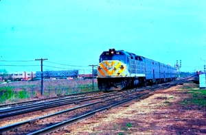 ORIGINAL KODACHROME SLIDE MILWAUKEE ROAD F-40C #46 BENSENVILLE, IL APR. 25, 1981 - Picture 1 of 1