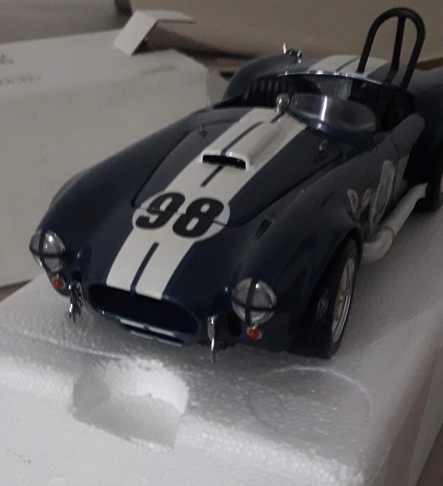 Revell Creative Masters 1:20 Racing Cobra 427 come nuovo - Immagine 1 di 4