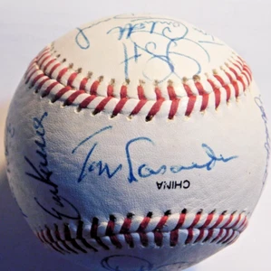 pallone los angeles dodgers 1993 firmato da 19 tra cui lasorda p martinez piazza - Foto 1 di 6