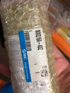 1 Stück Neu SMC MXQ16A-40Z MXQA1640Z Zylinder Kostenloser Versand - Bild 1 von 3