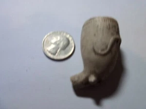 CUADRO VICTORIANO PIPA CUENCO CON CUERNO DE TORO EN RELIEVE, R A O B - Imagen 1 de 1