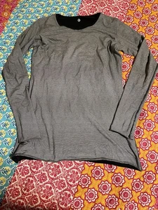 Lululemon Long Sleeve Striped Shirt Sz 12-14 - Picture 1 of 4