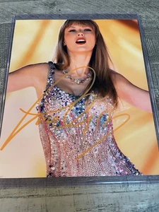 Taylor Swift signed 8x10 inch Autogramm Dual COAs wunderschön 💯 garantiert - Bild 1 von 4