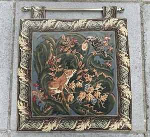 THE FOX & THE CROW AESOP’S FABLE TAPESTRY WALL HANGING - Picture 1 of 3