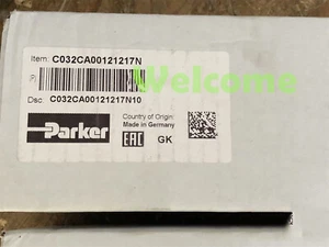 New Parker C032CA00121217N10 Cartridge Valve Cover Fast Shipping via - Picture 1 of 2