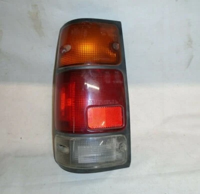 93 94 95 96 97 Honda Passport Pass Port Taillight Tail Light LH Drivers Side - Image 1 of 2