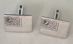 Vintage Swank Silver Tone Cufflinks Flag Shaped Sparkly Pale Green Crystal Pair - Picture 1 of 9