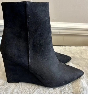 Bamboo Sz 8 Black Faux Suede Wedge Heel Ankle Boots NWOT - Image 1 of 4