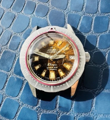 Reloj para hombre Enicar Sherpa Diver 600 esfera tropical marrón vintage 36 mm Cal AR 1145 Foto 1 de 4