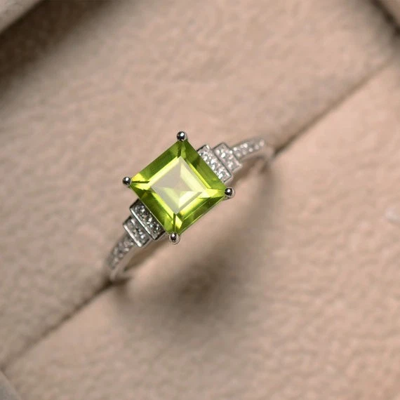 1.90 Ct Princess Cut Natural Peridot & Diamond Wedding Ring 14K White Gold Sz 7 - Image 1 of 4