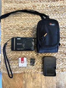 Sony Cyber-Shot DSC-H55 14.1MP 10x Zoom Digital Camera Bundle Case Card Tested - Picture 1 of 5