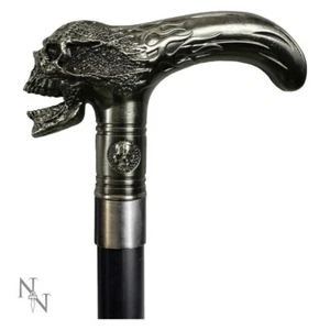 Bastón arrogante calavera flameada Nemesis Now Xenocane 89 cm - Imagen 1 de 2