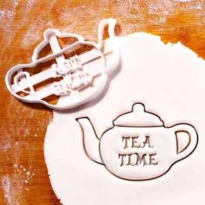 Teapot cookie cutter - whimsical tea time party Alice's Adventures in Wonderland - Picture 1 of 4