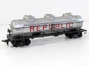 Hotco Republic 3 Dome Tank Car RPOX 8181HO Scale - Picture 1 of 6