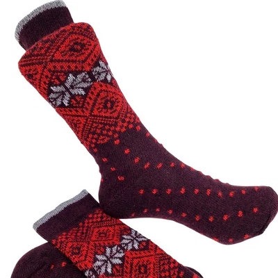 NUEVO Calcetines Garnet Hill Fair Isle 9-11 Cálidos Lana Mezcla Cachemira Crew Rojo Vacaciones Foto 1 de 4