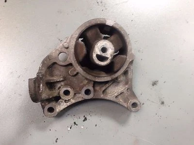 CHRYSLER GRAND VOYAGER AUTO 2001-7 3.3 PETROL GEARBOX MOUNTING - Image 1 of 4