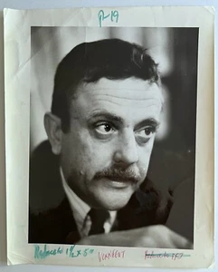 KURT VONNEGUT ORIGINAL um 1969 SCHWARZWEISS GLANZ PRESSEFOTO - Bild 1 von 2