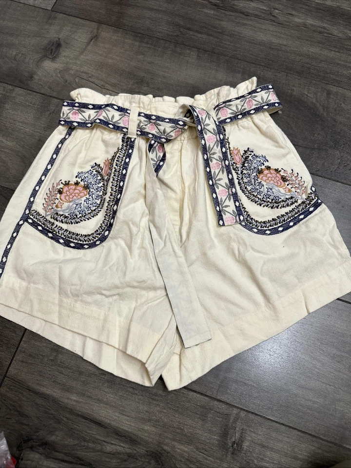 Shorts Anthropologie bordado novidade marfim tamanho pequeno novo com etiquetas - Imagem 1 de 4
