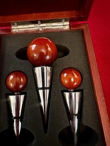 Wooden And Christian Me Wine Stoppers Set Of 3 Vintage - Picture 1 of 6