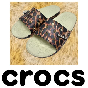 Crocs Unisex Classic Animal Remix Leopard Print Slide EVA Sandal Women 12 Men 10 - Picture 1 of 10