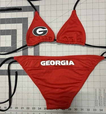 Nuevo con etiquetas Nike Georgia Bulldogs Bikini Parte superior e inferior Traje de baño Pequeño Top Logo Med. Bot. Foto 1 de 4