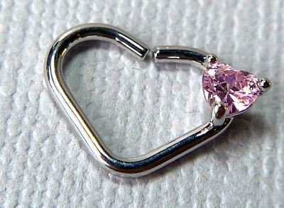 1pc Heart Bendable Ear Cartilage Daith Hoop Ring w/ Prong Set CZ Gem Heart Foto 1 de 4