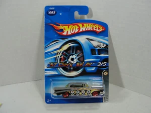 2006 Hot Wheels 1/64 - #083  '57 Chevy Bel Air - Picture 1 of 4