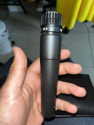 Shure SM57 Cardioid Dynamic Instrument Microp...