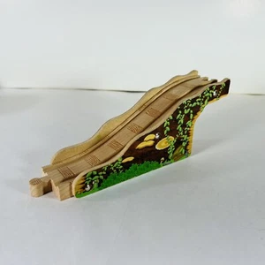 Thomas the Train Wooden Railway Track Piece Uphill Bridge Rise One Section - Picture 1 of 11